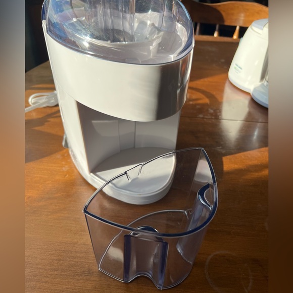 Elite by Maxi-Matic Juice Extractor - Picture 2 of 7